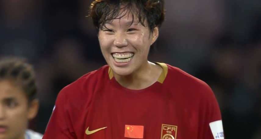 leyu global-中国女足艰难领先！邵子钦爆射破门，亚洲杯第2球，王霜助攻